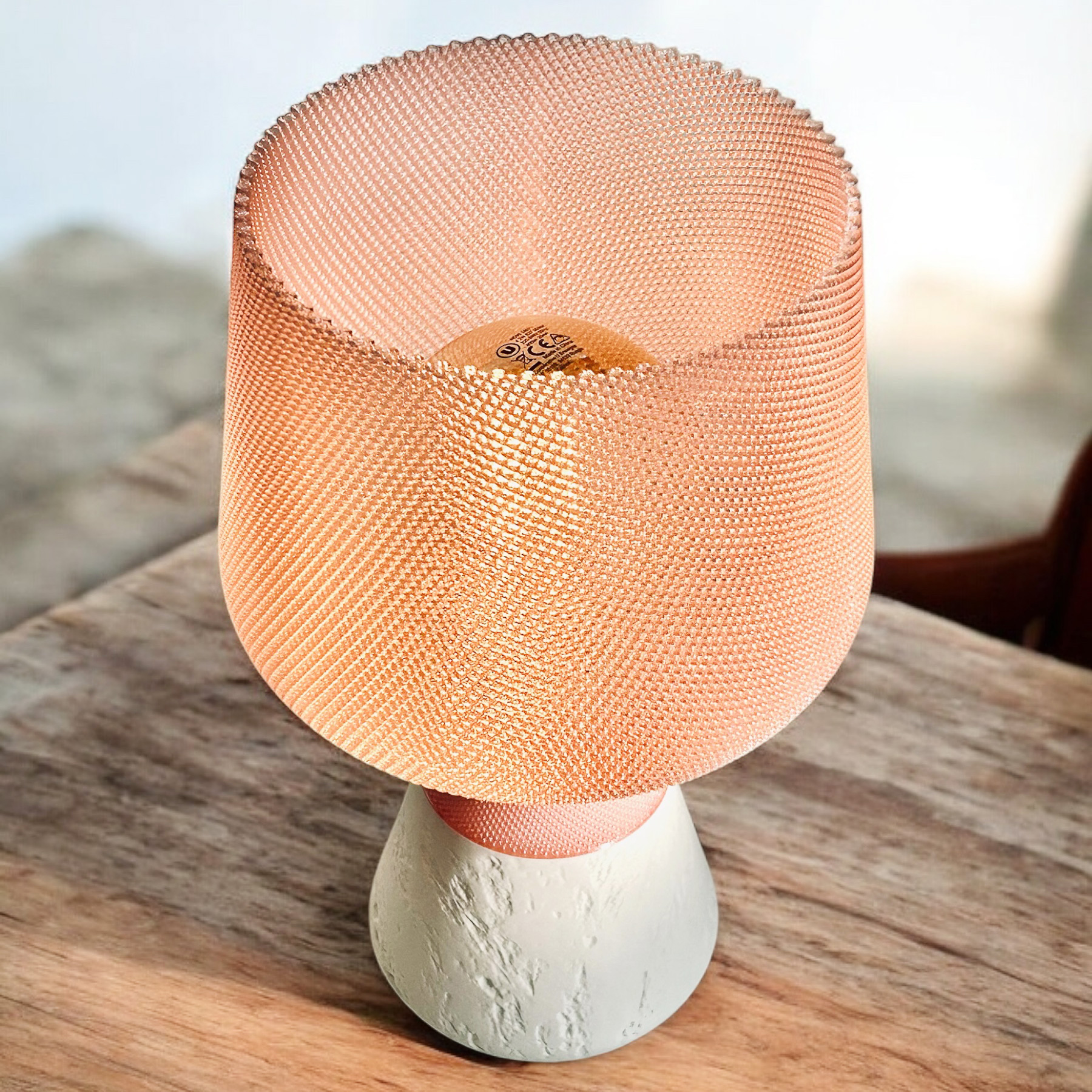 Charles Regaud Design - CALIZ Table Lamp - ON Isometric view